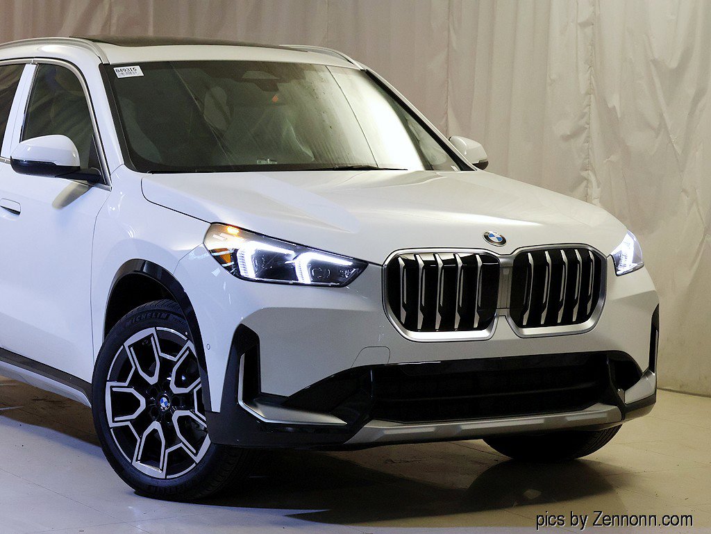 New 2026 BMW X1 xDrive28i w/ Convenience Package AWD/4WD image 2