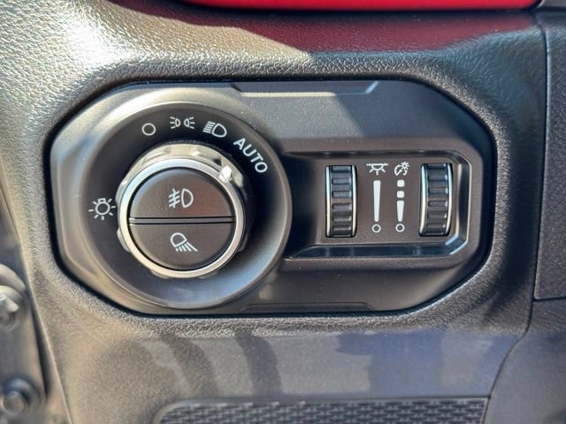 Certified 2021 Jeep Gladiator Rubicon w/ Cold Weather Group AWD/4WD image 37