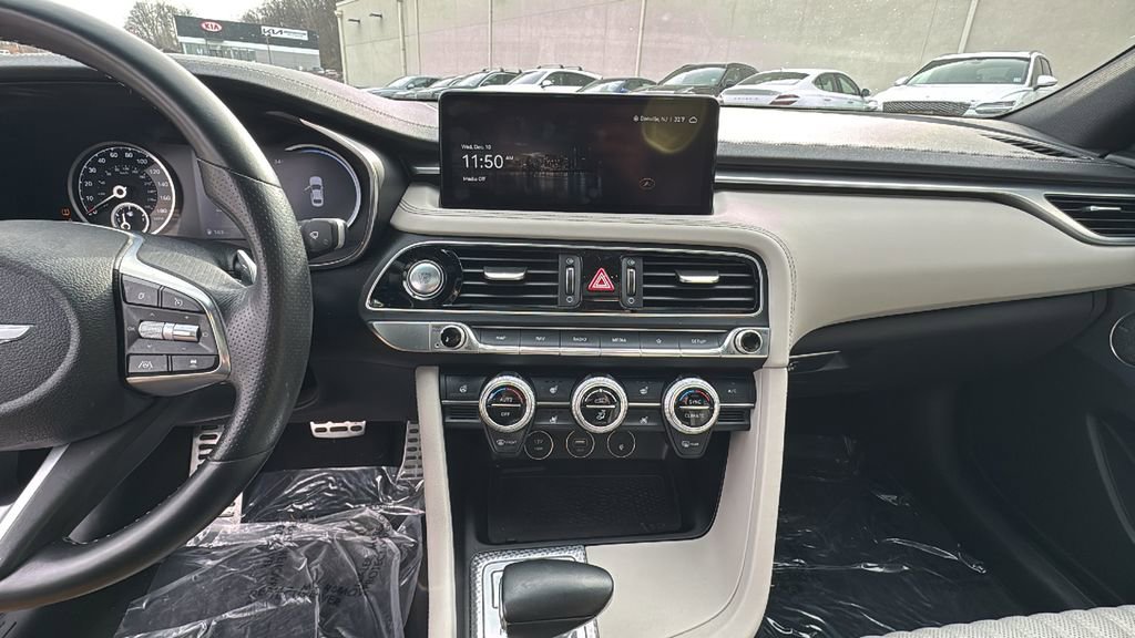Used 2023 Genesis G70 3.3T w/ Sport Advanced Package image 29