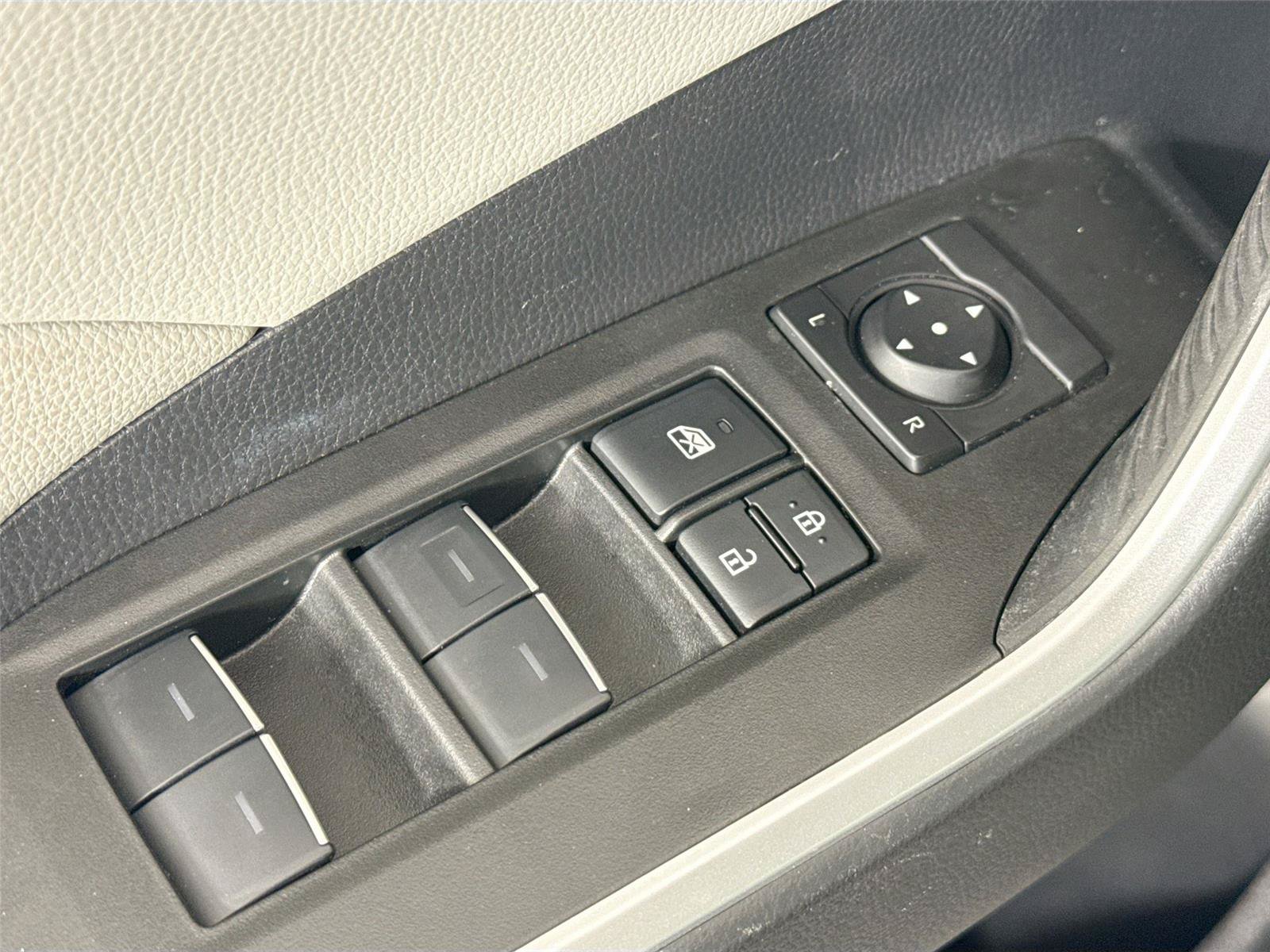 Certified 2025 Toyota RAV4 XLE Premium FWD image 27