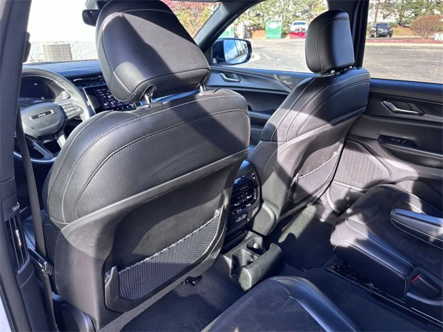 Certified 2023 Jeep Grand Cherokee L Laredo image 23