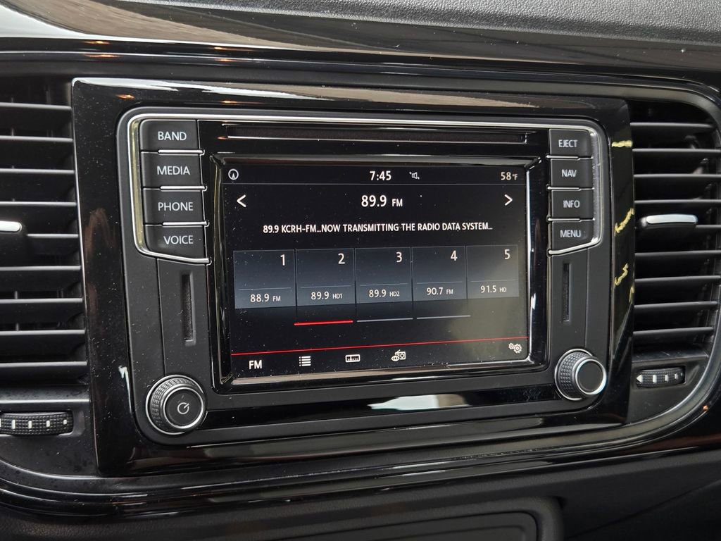 Used 2017 Volkswagen Beetle 1.8T S FWD image 16