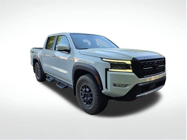 Used 2024 Nissan Frontier PRO-4X w/ Pro Premium Package image 2