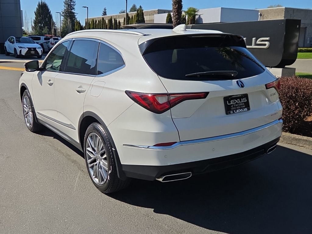 Used 2024 Acura MDX SH-AWD w/ Advance Package image 3