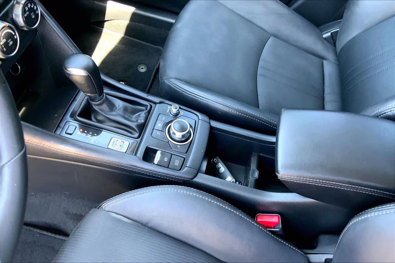 Used 2019 MAZDA CX-3 Touring FWD image 16