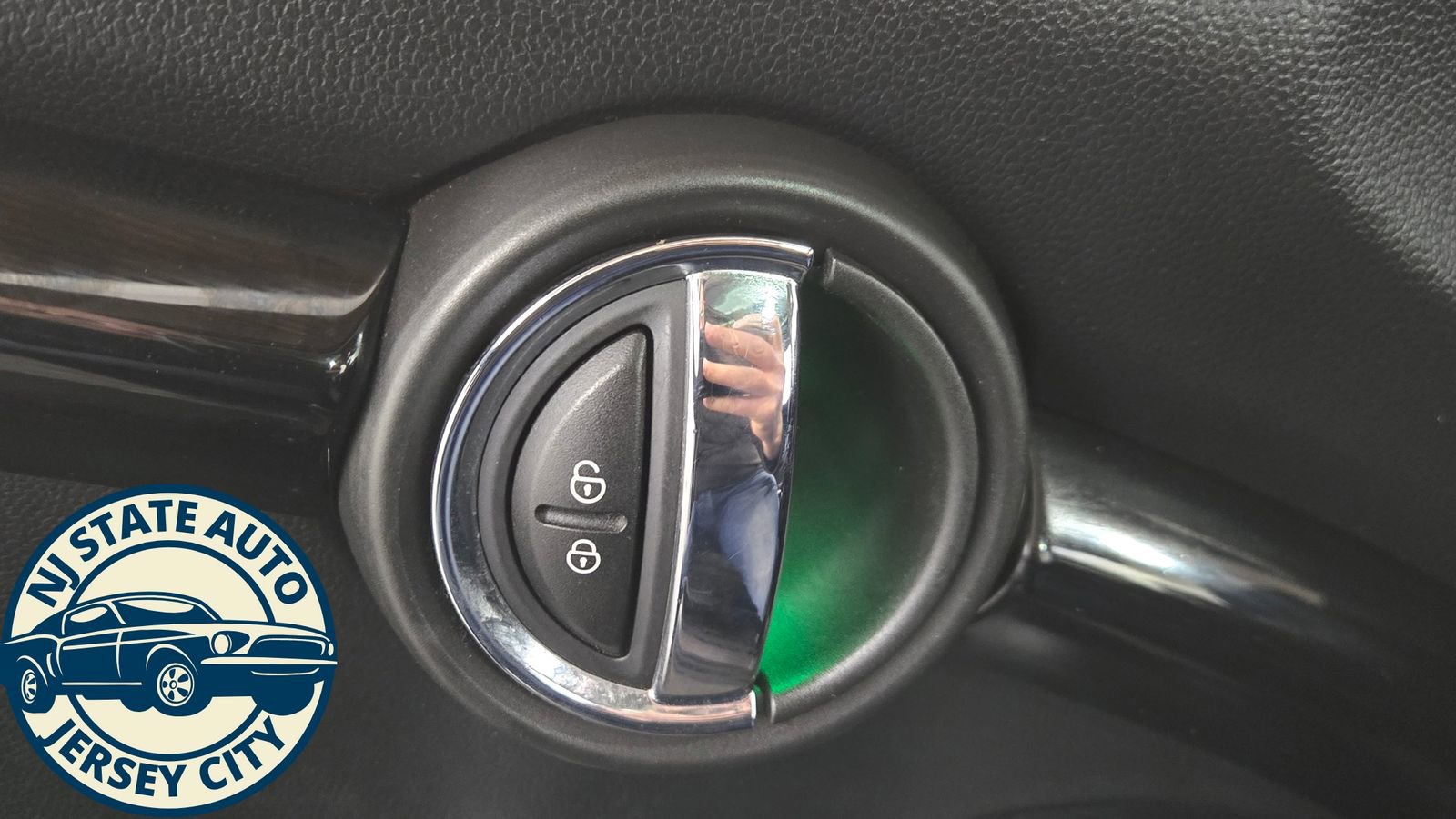 Used 2019 MINI Cooper 2-Door Hardtop FWD image 24