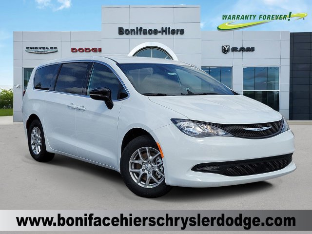 New 2026 Chrysler Voyager LX