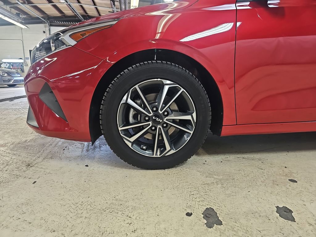 Used 2023 Kia Forte LXS image 26