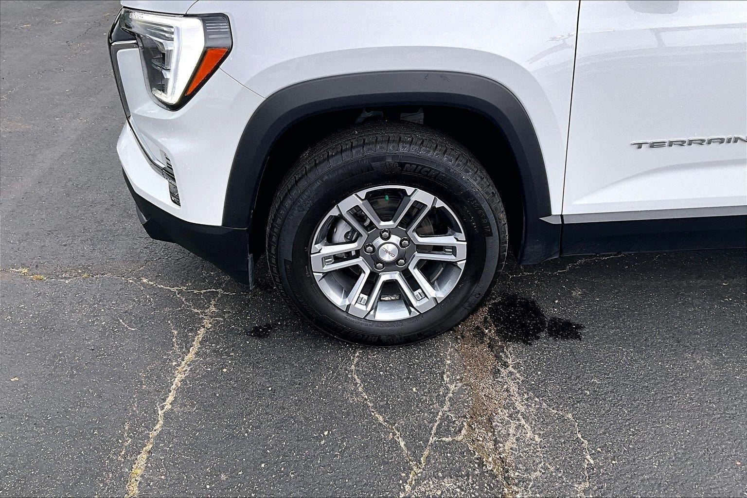 Used 2026 GMC Terrain Elevation FWD image 9