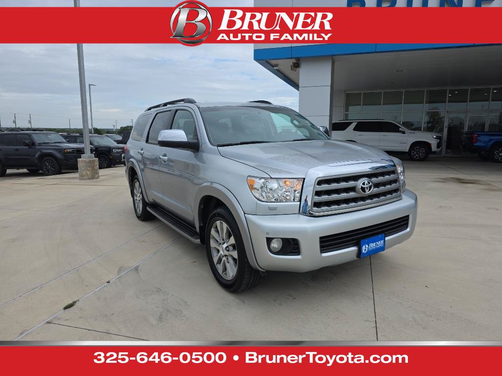 Used 2014 Toyota Sequoia Limited RWD image 1