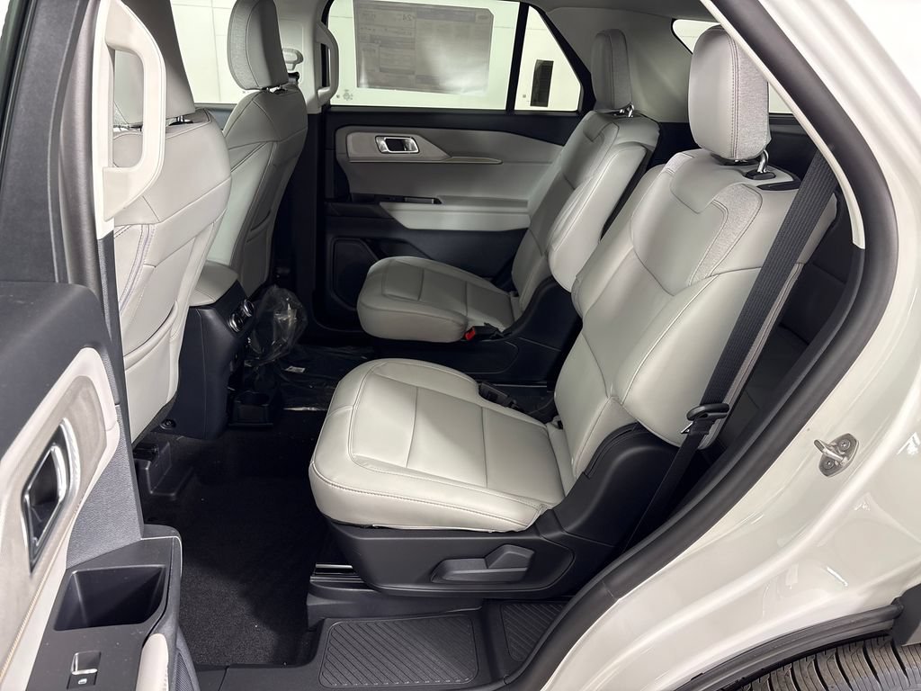 New 2026 Ford Explorer Active w/ Active Comfort Package RWD image 27