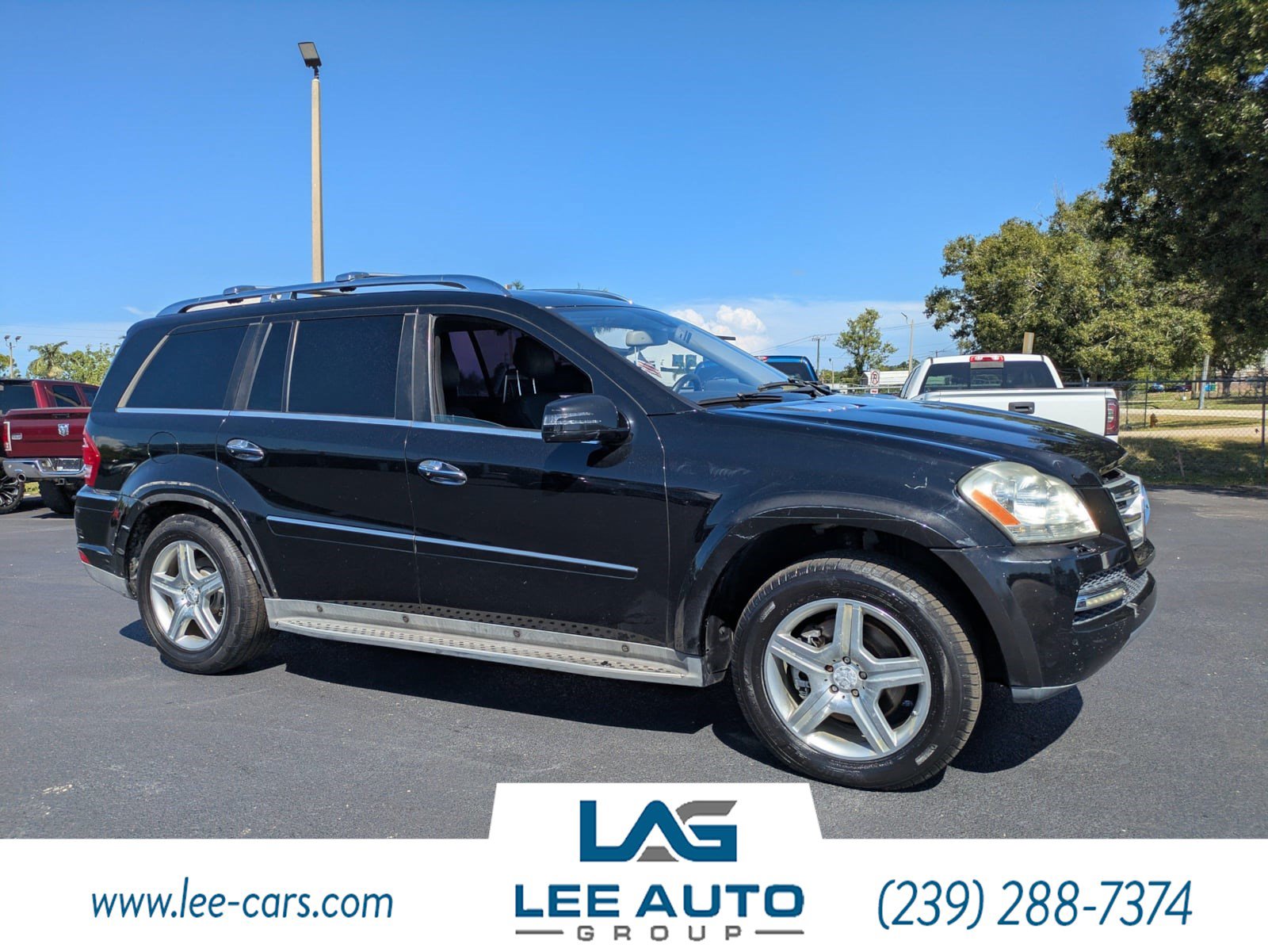 Used 2012 Mercedes-Benz GL 550 4MATIC image 1