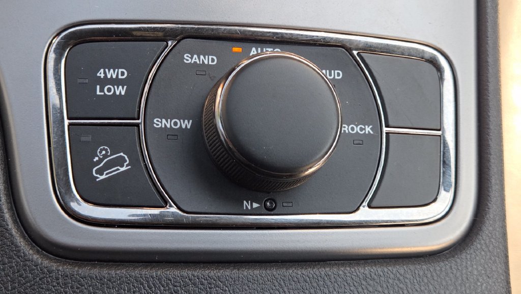 Used 2021 Jeep Grand Cherokee Limited w/ Quick Order Package 28K 80th AWD/4WD image 37