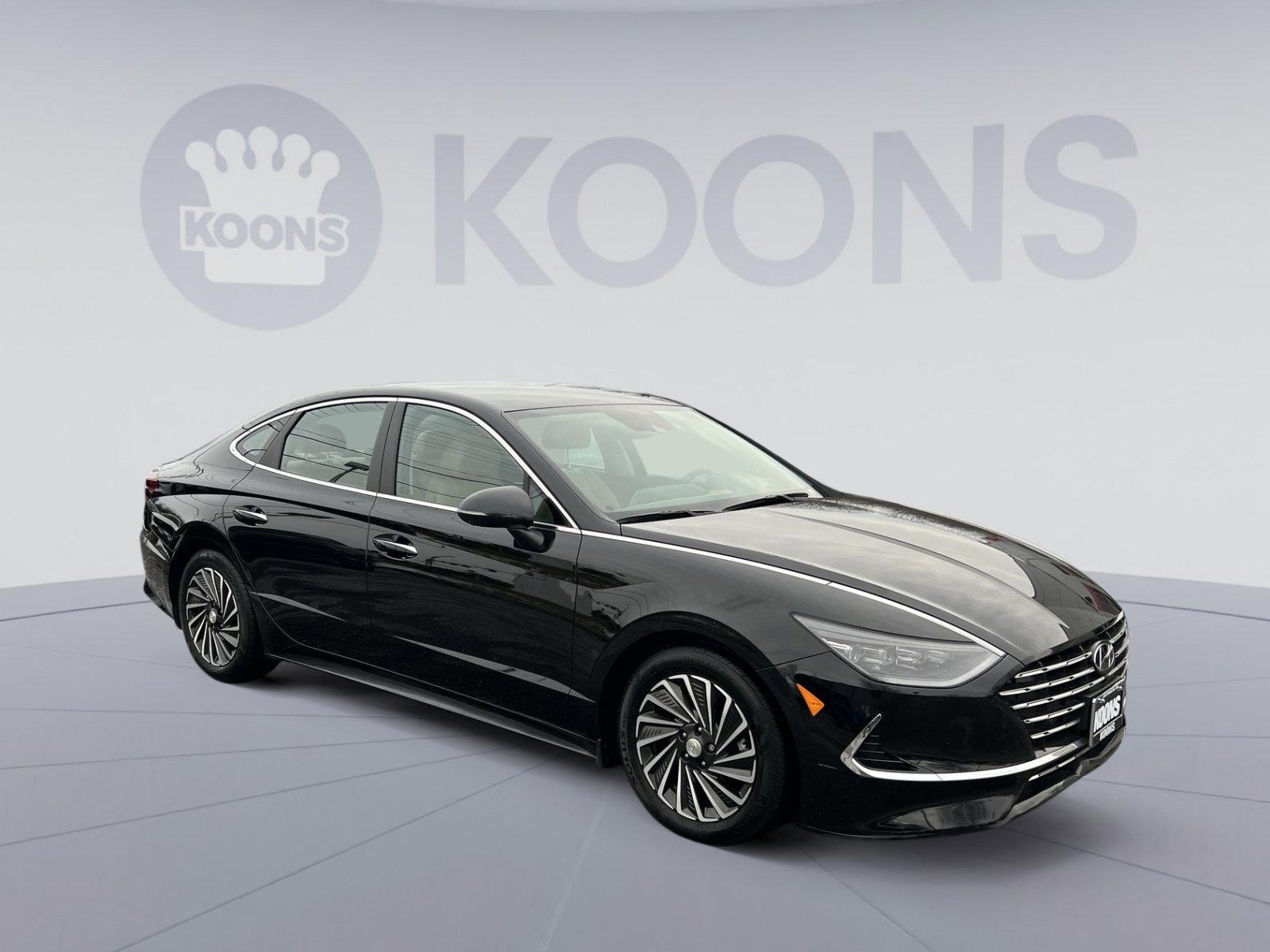 Used 2022 Hyundai Sonata Limited w/ Winter Weather Package image 10