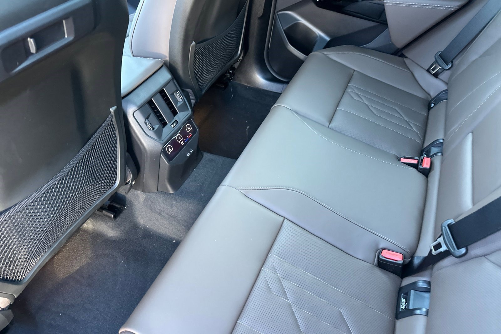 Used 2026 BMW X3 xDrive30i w/ Premium Package AWD/4WD image 25