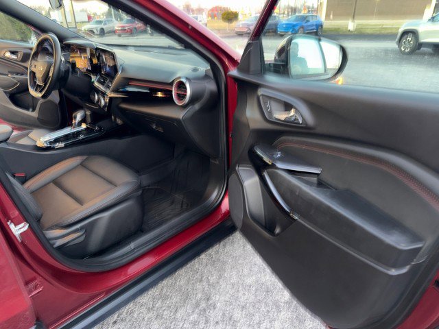 Used 2024 Chevrolet Trax RS image 28