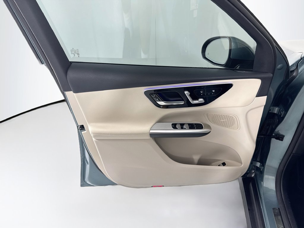 Certified 2026 Mercedes-Benz GLC 300 image 24