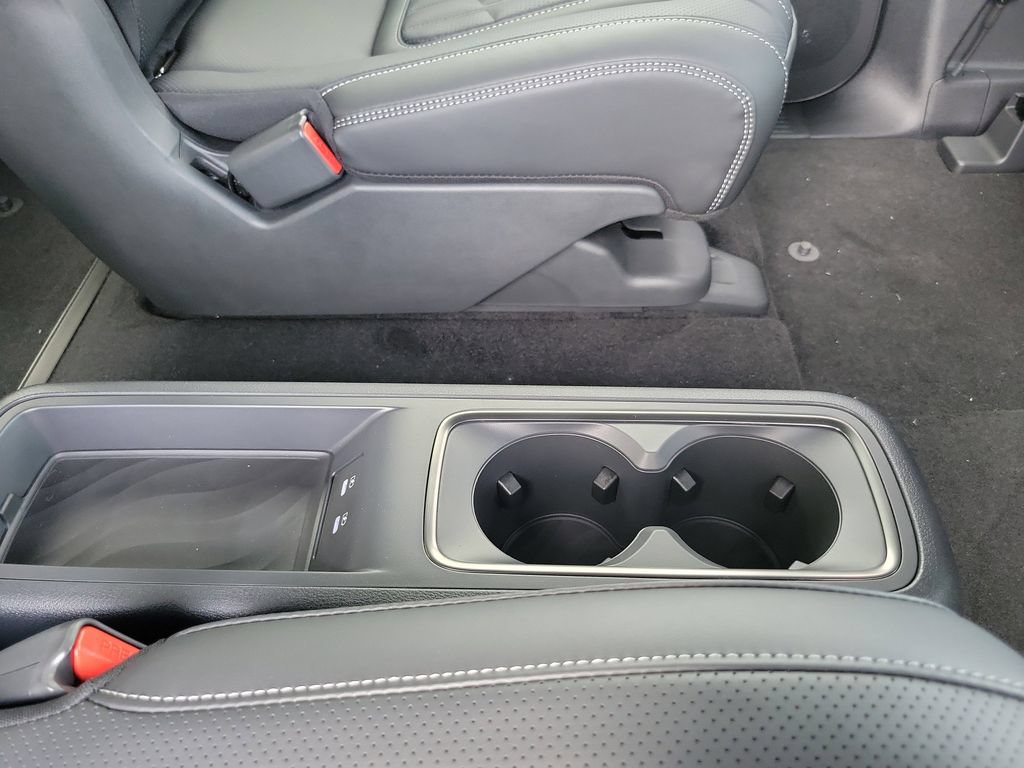 New 2026 Nissan Armada PRO-4X w/ Captain's Chari Seat Package AWD/4WD image 15