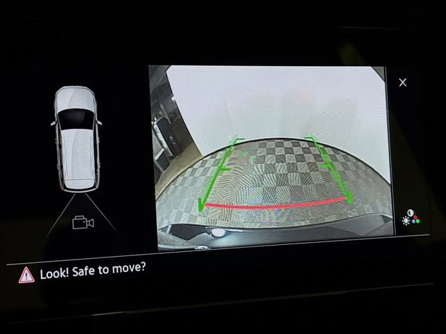 New 2026 Volkswagen Taos S image 15