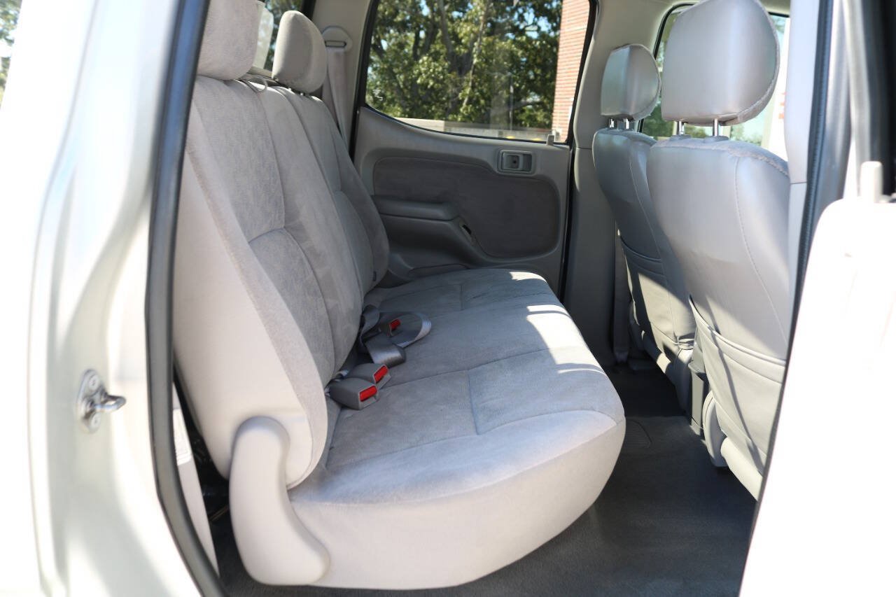 Used 2004 Toyota Tacoma PreRunner RWD image 99