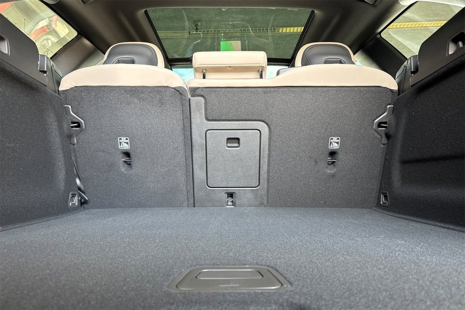 Used 2026 Volvo XC60 B5 Plus w/ Protection Package Premier image 14