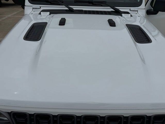 New 2026 Jeep Gladiator Rubicon AWD/4WD image 37