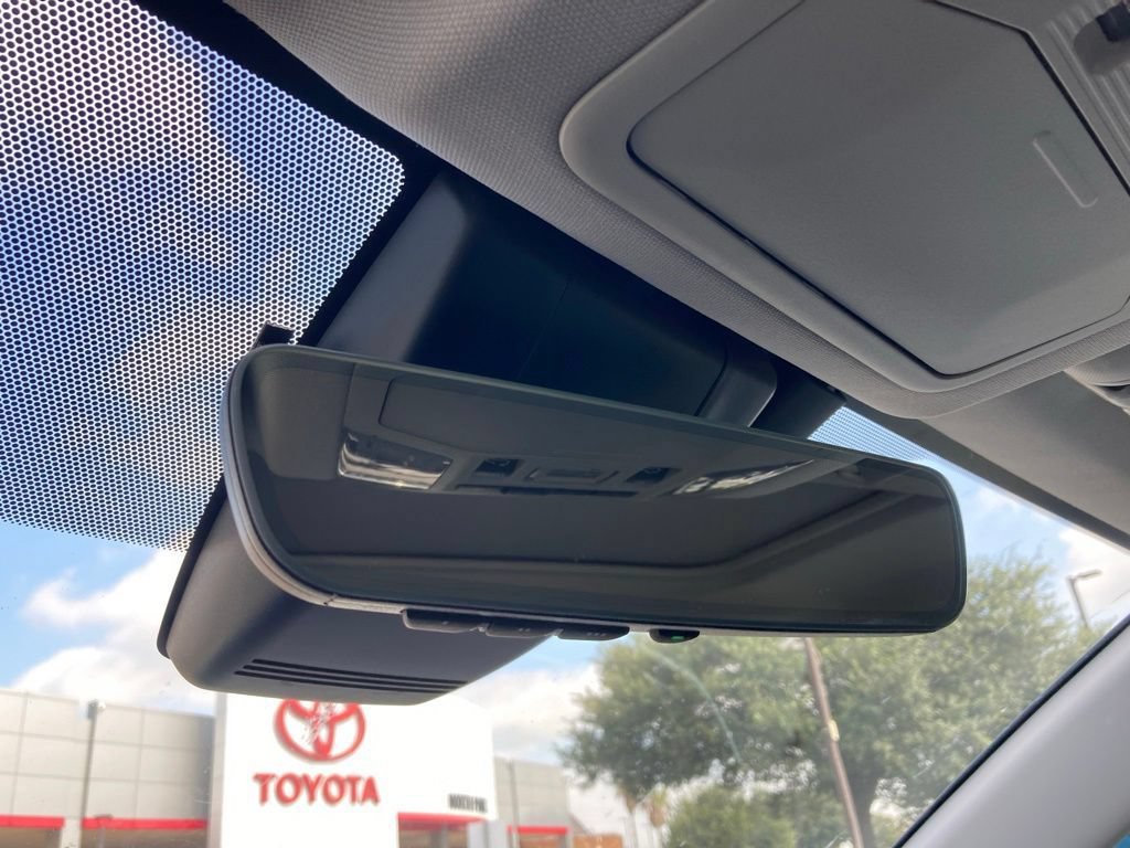 Used 2023 Toyota RAV4 Limited FWD image 30