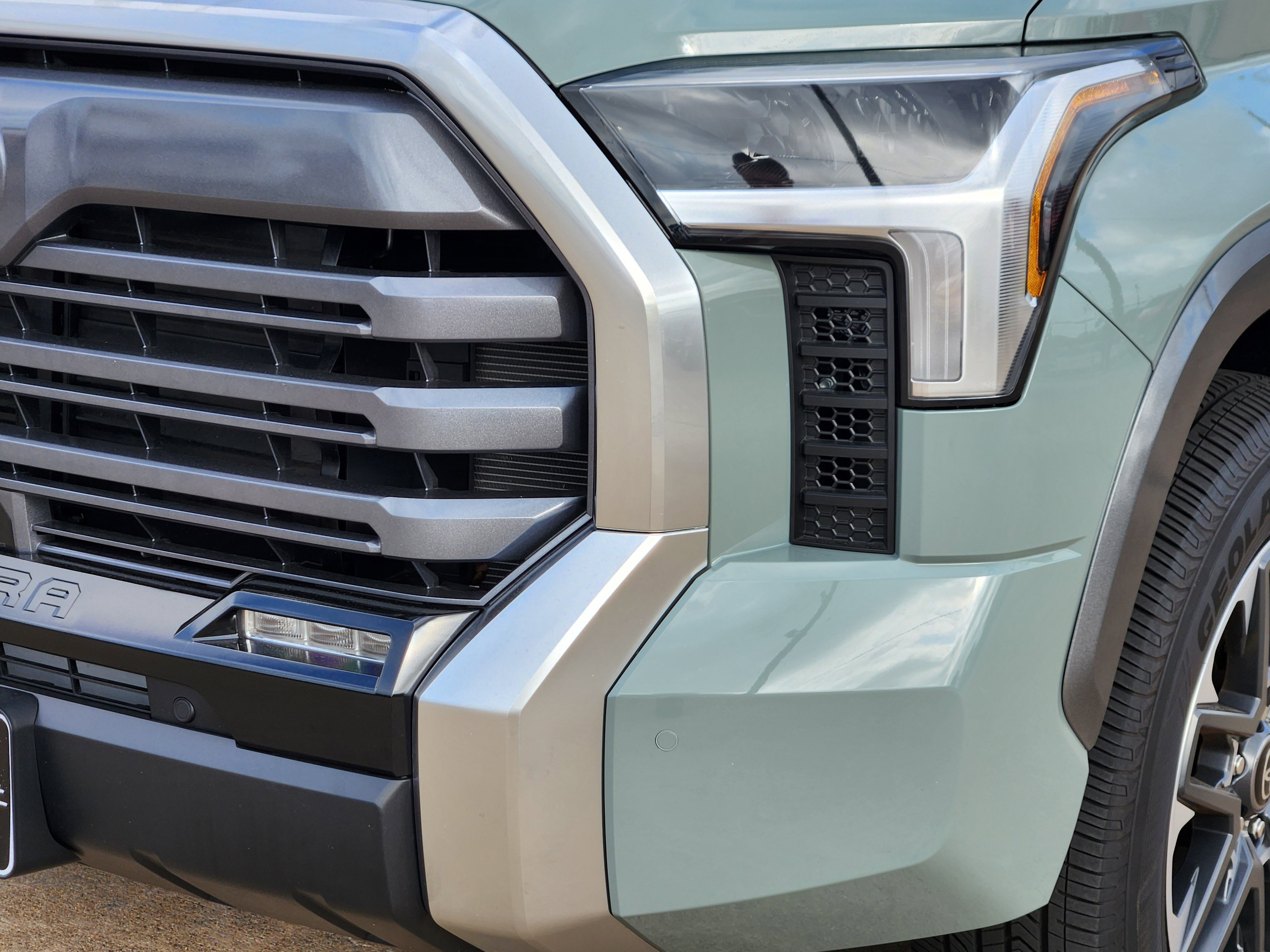 Used 2026 Toyota Tundra Limited image 10