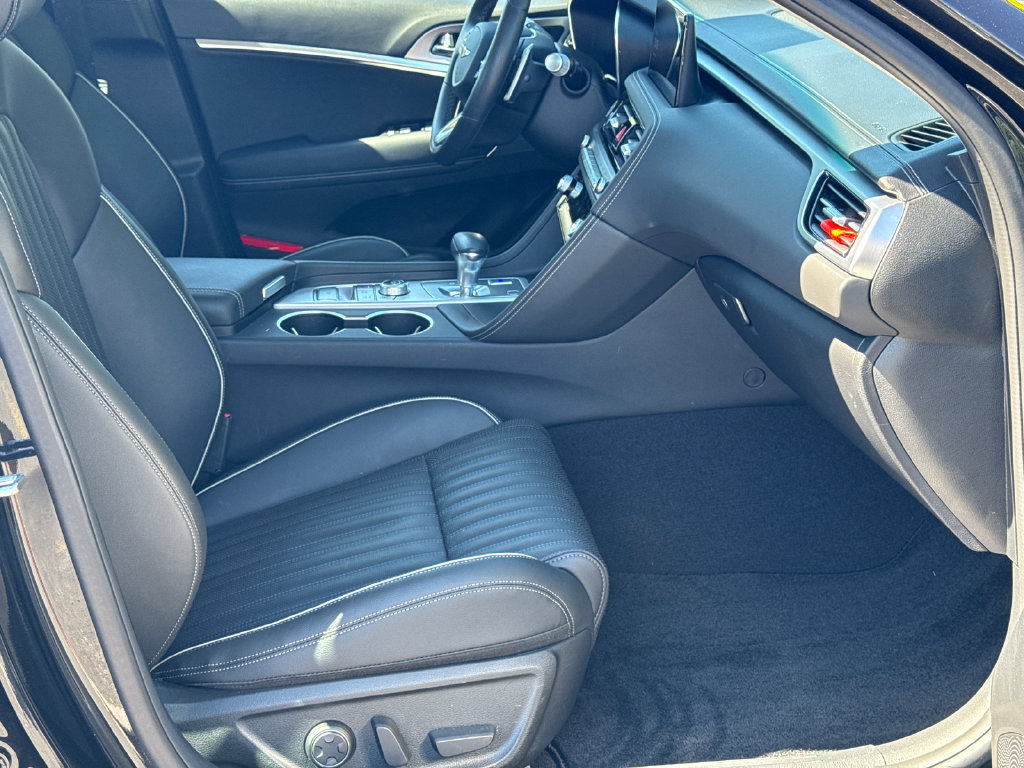 Used 2026 Genesis G70 2.5T Prestige RWD image 13