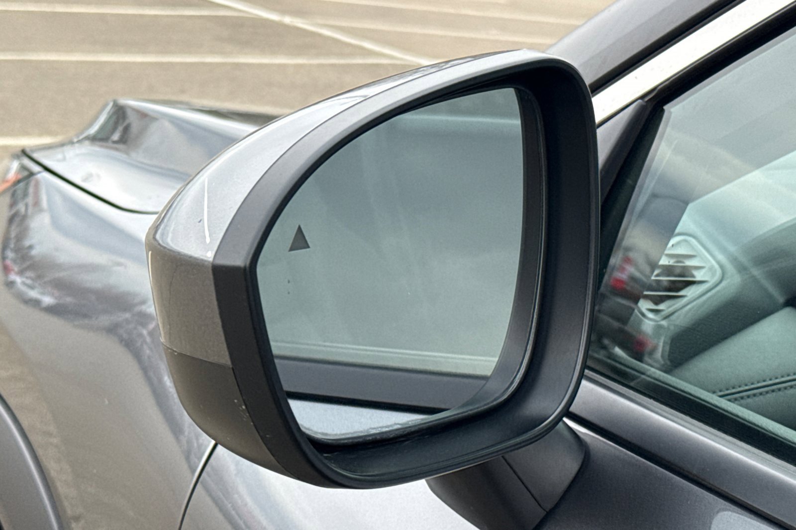 Used 2024 Nissan Rogue SV image 54