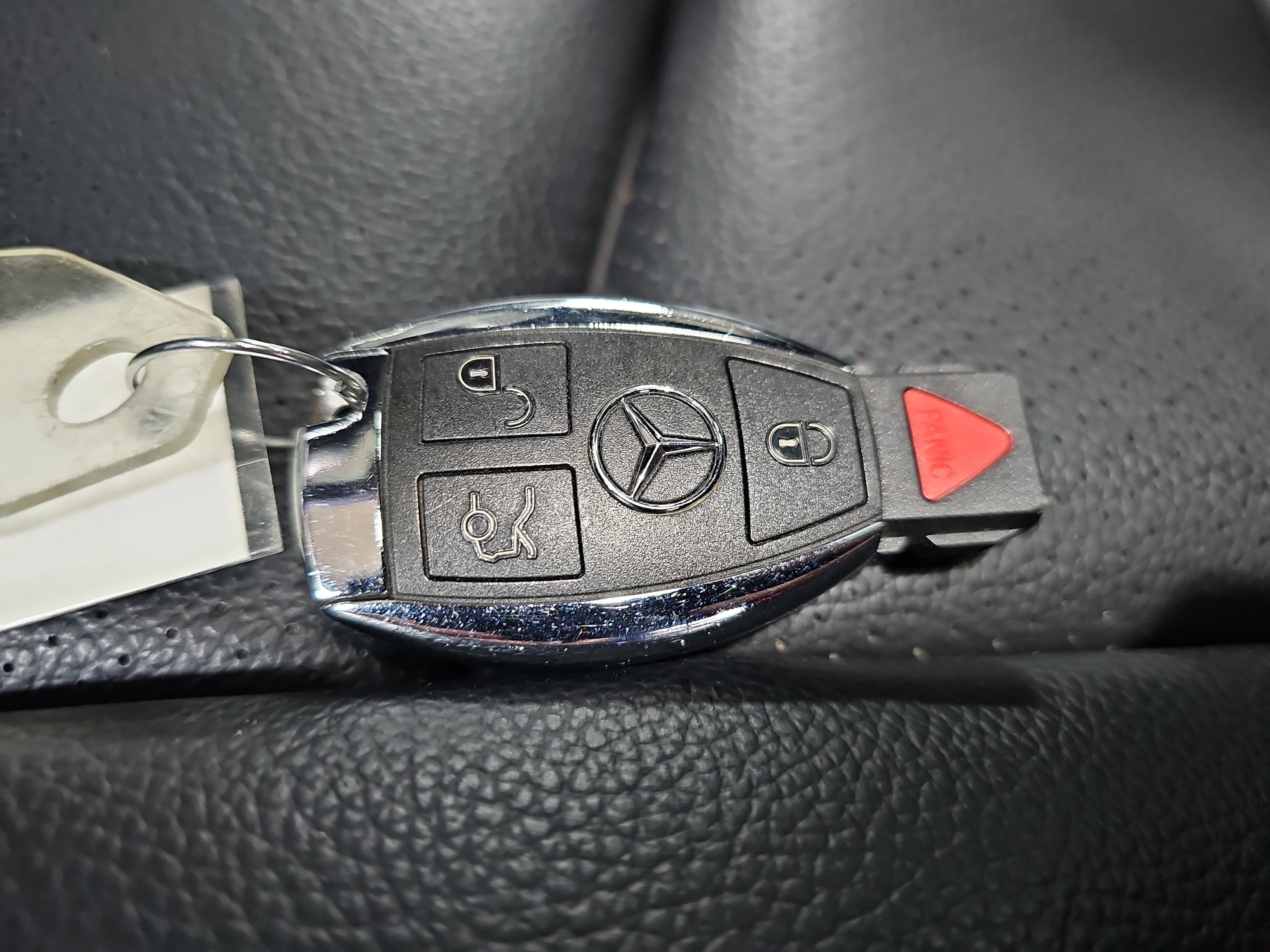 Used 2018 Mercedes-Benz GLC 300 4MATIC image 37