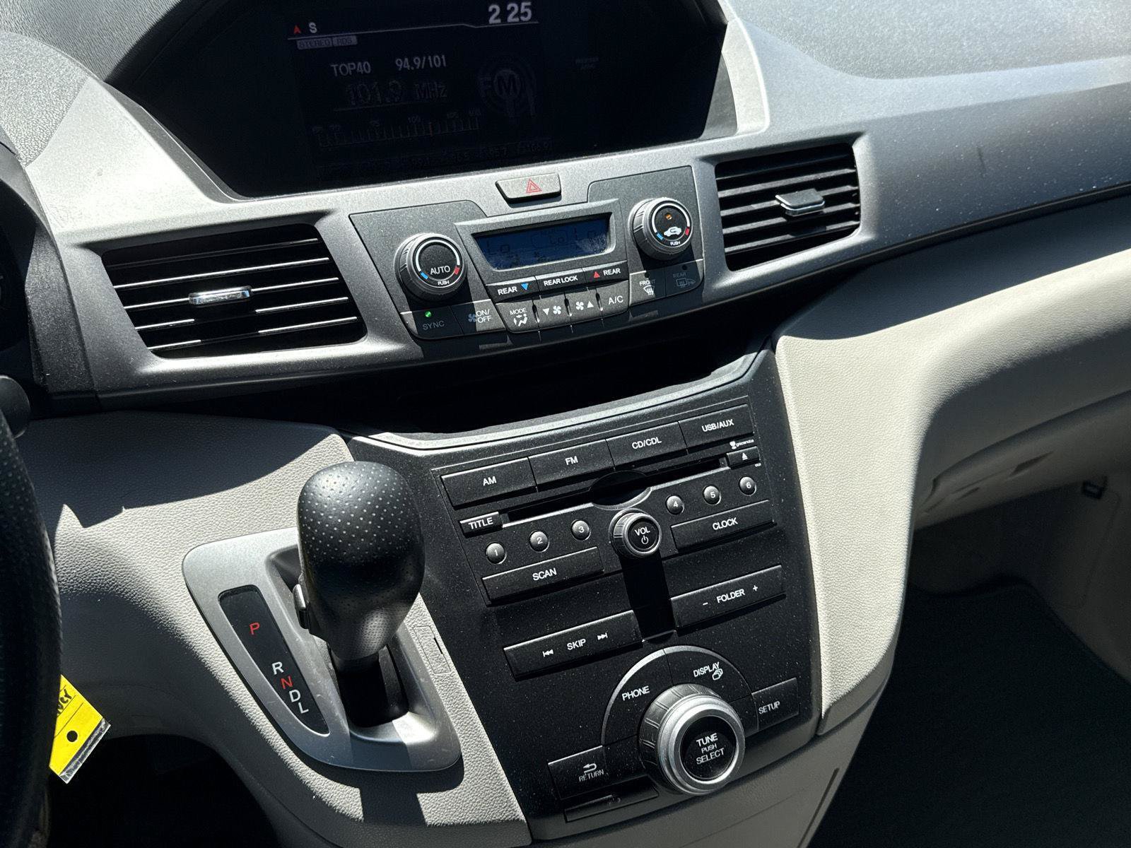 Used 2012 Honda Odyssey EX image 37