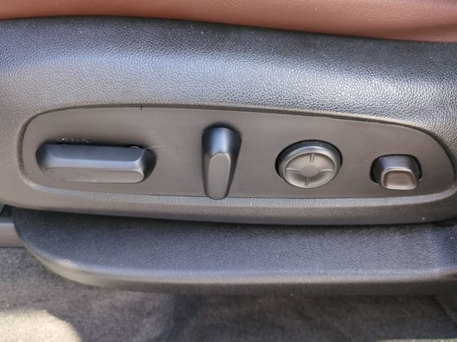 Used 2020 Buick Enclave Avenir w/ Avenir Technology Package FWD image 23