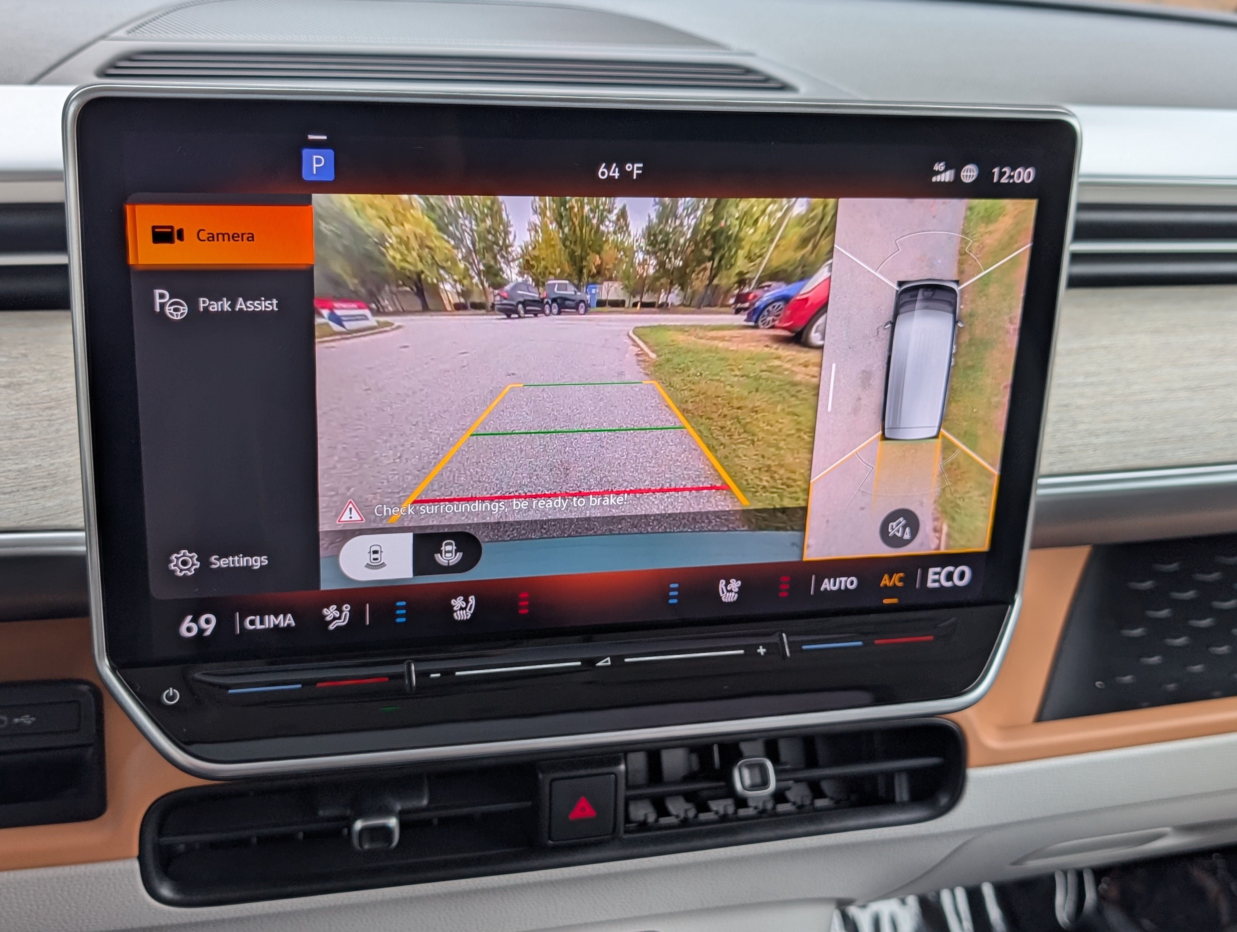 Used 2025 Volkswagen ID. Buzz Pro S Plus RWD image 33
