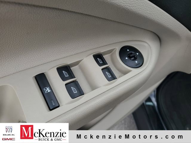 Used 2015 Ford Escape SE FWD image 9