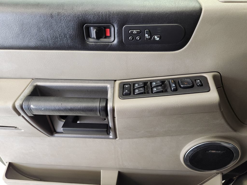 Used 2003 HUMMER H2 w/ Preferred Equipment Group AWD/4WD image 21