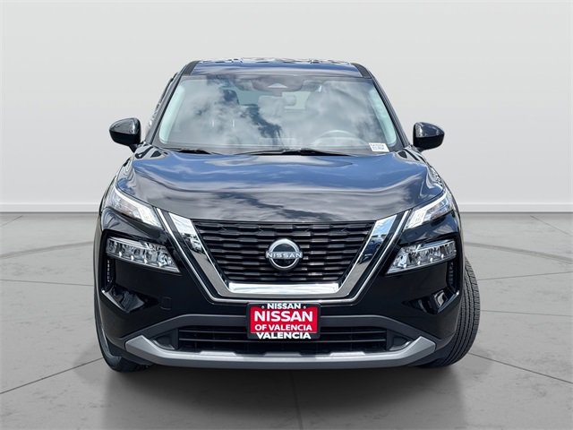 Certified 2023 Nissan Rogue SV image 2