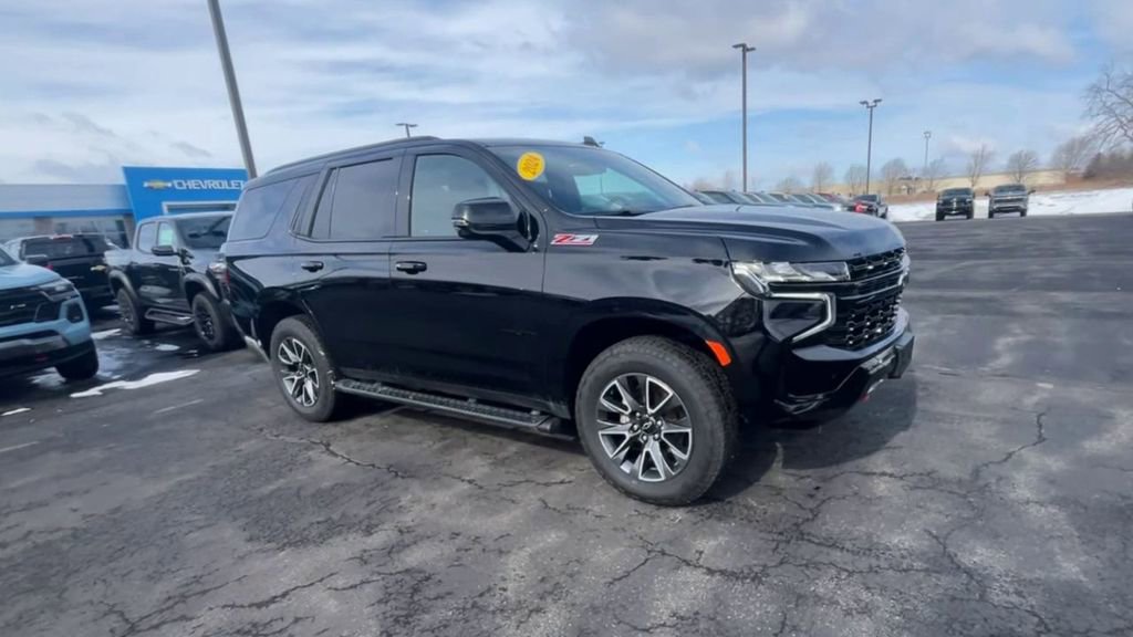 Certified 2024 Chevrolet Tahoe Z71 w/ Luxury Package image 2