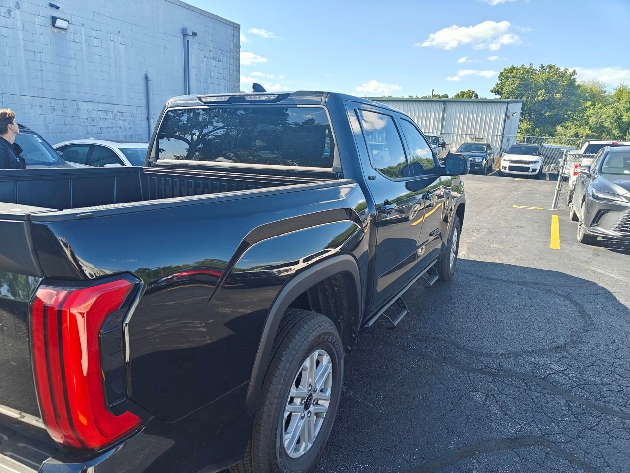 Used 2026 Toyota Tundra SR5 w/ SR5 Premium Package AWD/4WD image 11