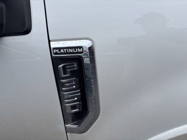 Used 2021 Ford F350 Platinum w/ Tremor Off-Road Package AWD/4WD image 12