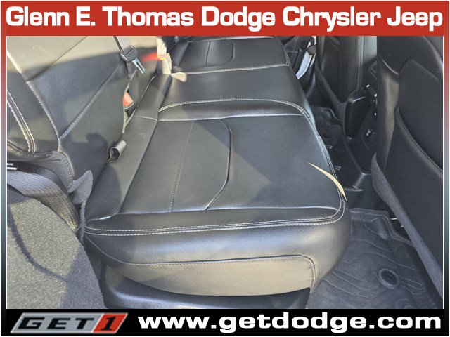 Used 2023 Jeep Wrangler Sahara w/ Cold Weather Group image 30