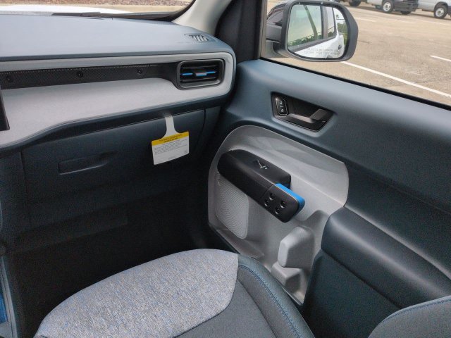 New 2026 Ford Maverick XLT w/ XLT Luxury Package FWD image 17