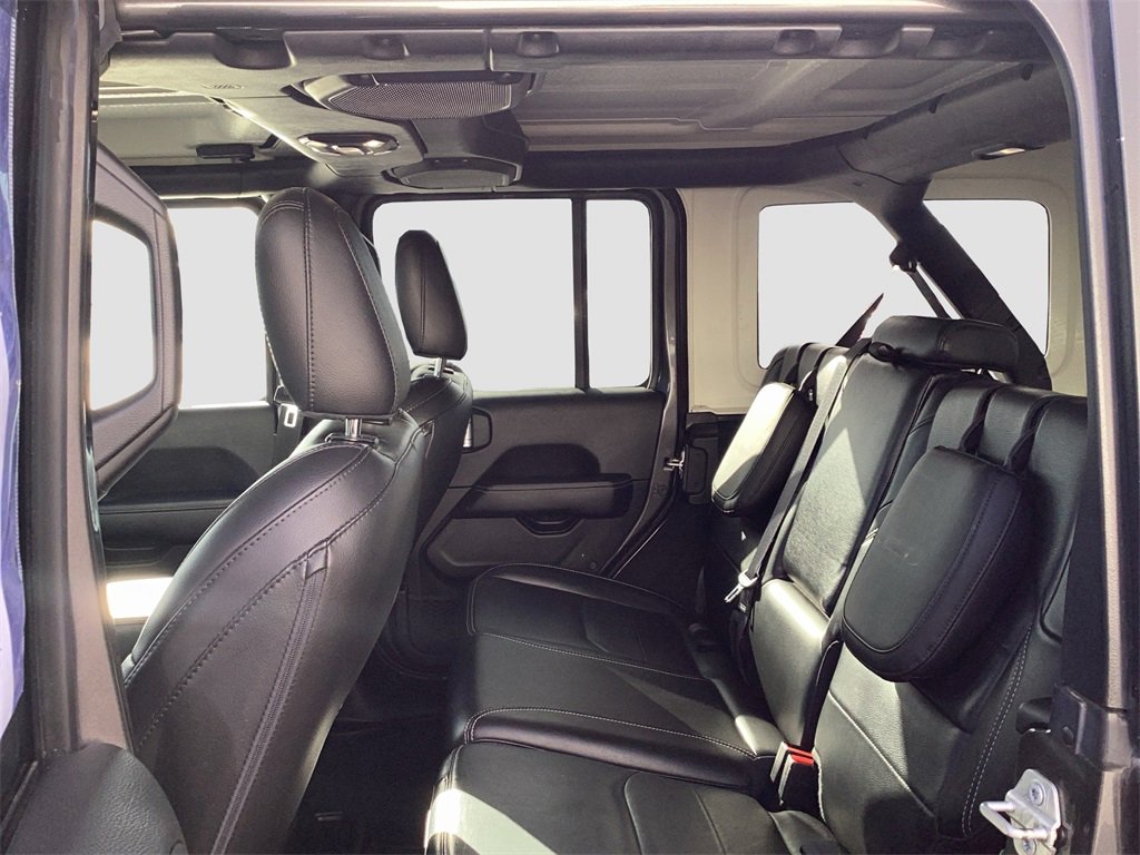 Used 2021 Jeep Wrangler Unlimited Sahara w/ Cold Weather Group image 13