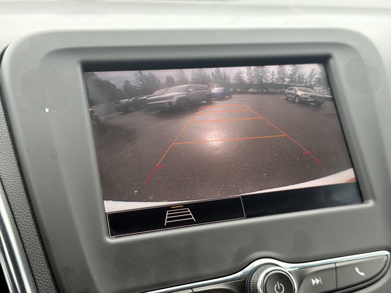 Used 2024 Chevrolet Equinox LT AWD/4WD image 17