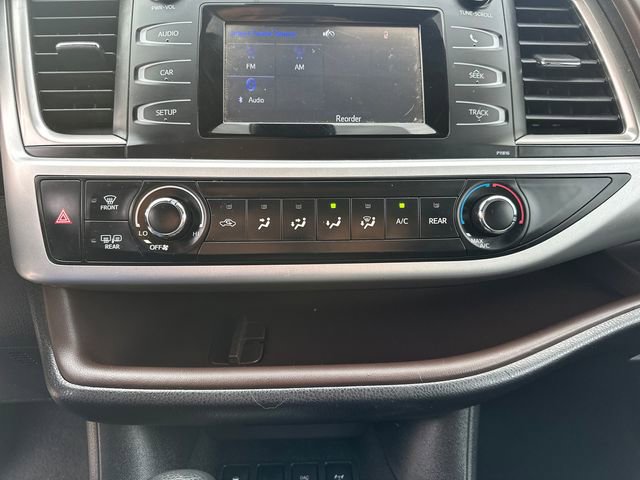 Certified 2019 Toyota Highlander LE AWD/4WD image 36