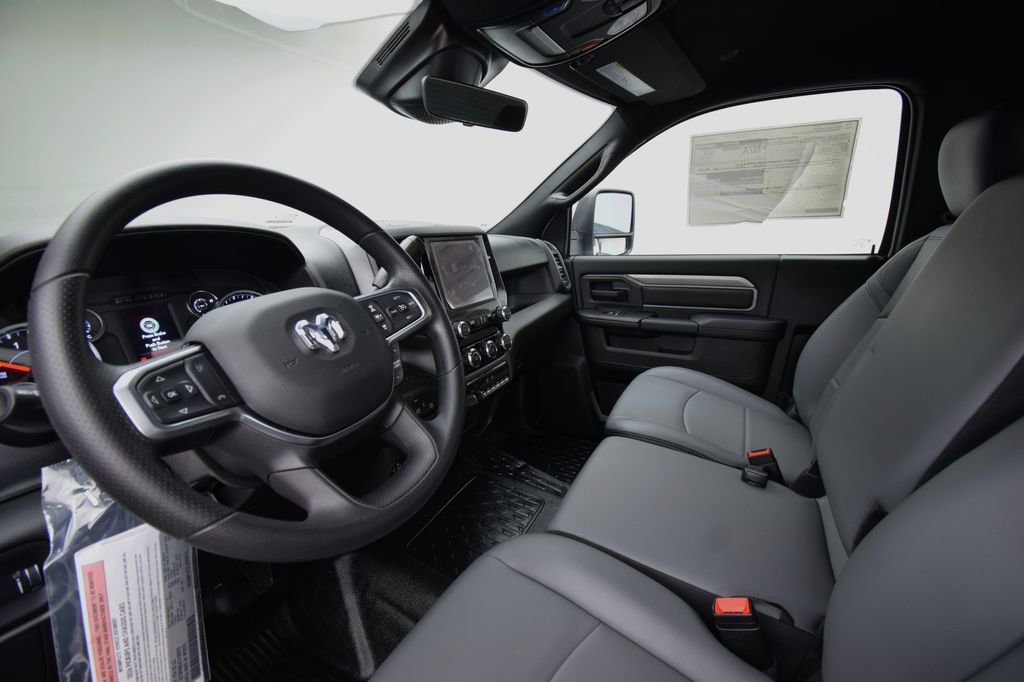 New 2026 RAM 5500 Tradesman image 32