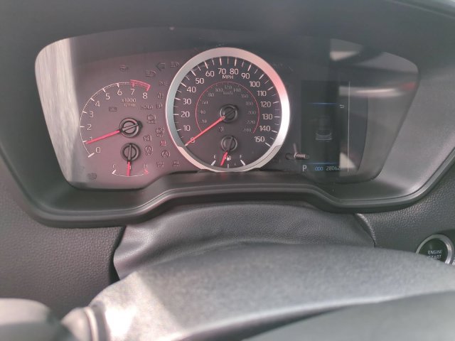 Used 2022 Toyota Corolla Cross LE AWD/4WD image 18