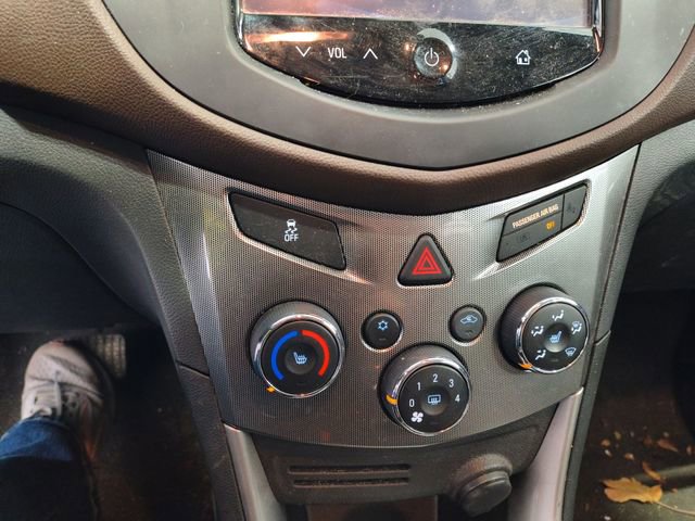 Used 2015 Chevrolet Trax LTZ AWD/4WD image 9