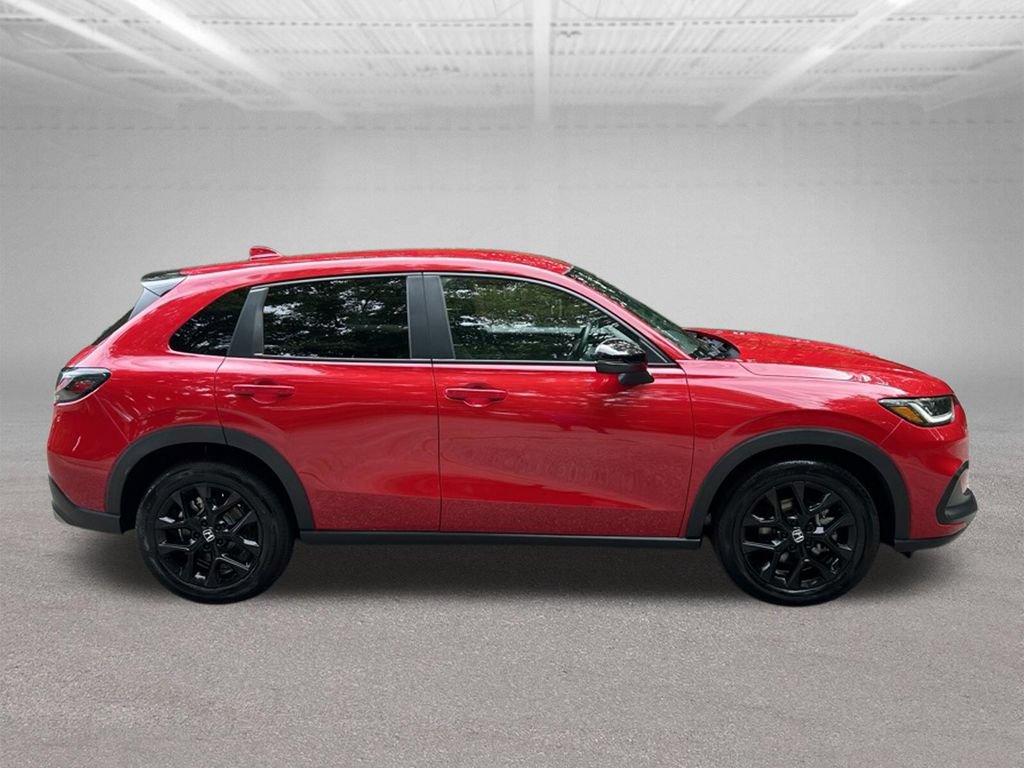 Used 2025 Honda HR-V Sport image 6