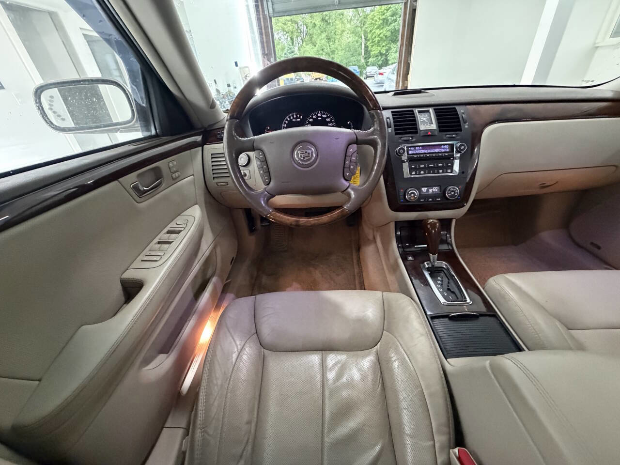 Used 2006 Cadillac DTS FWD image 17